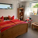 Apartment Ferienoase Zwischen Und Warnemünde *